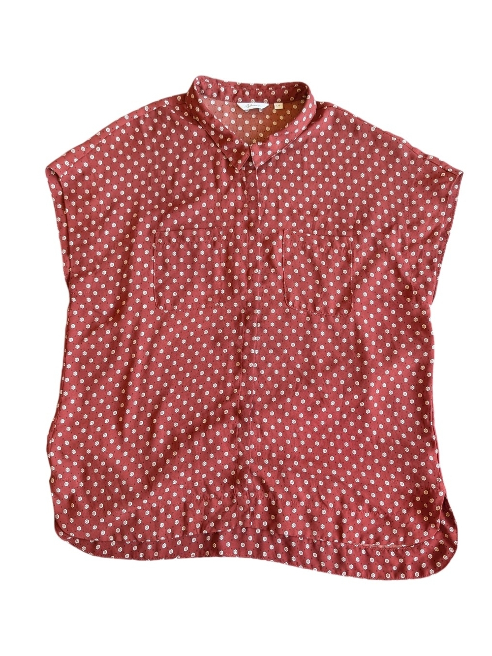 Women's Reitmans Large Geometric Button Down Flowy Top Business Casual Work Wear